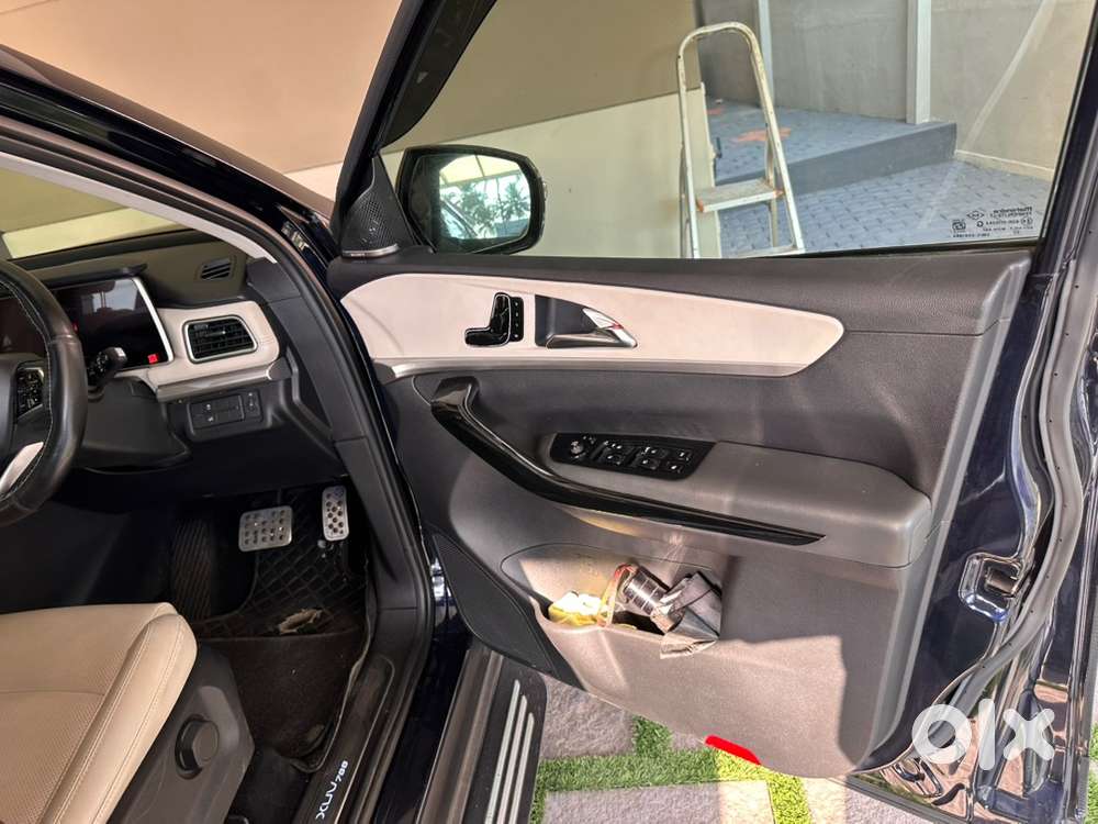 Xuv700 2022 Ax7l At Diesel 27000 Km Driven