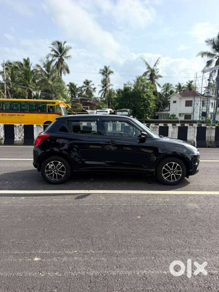 Maruti Suzuki Swift Zxi Plus Amt Dual Tone, 2024, Petrol