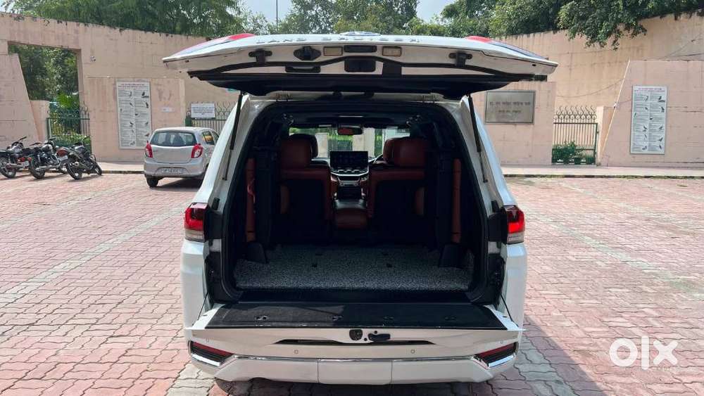 Toyota Land Cruiser [2015-2020] 4.5 Vx Lc 200, 2014, Diesel