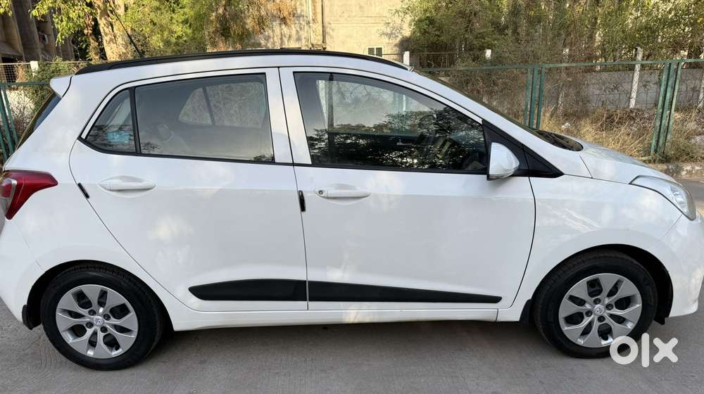 Hyundai Grand I10 Sportz O 1.2, 2018, Cng & Hybrids
