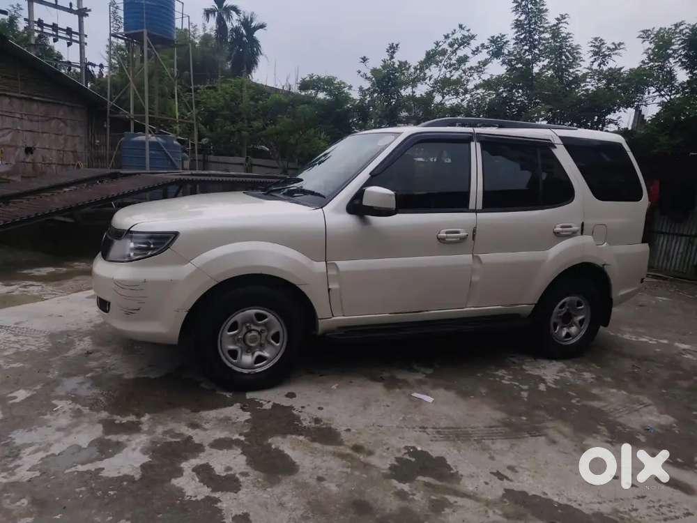 Tata Safari Storm 2014