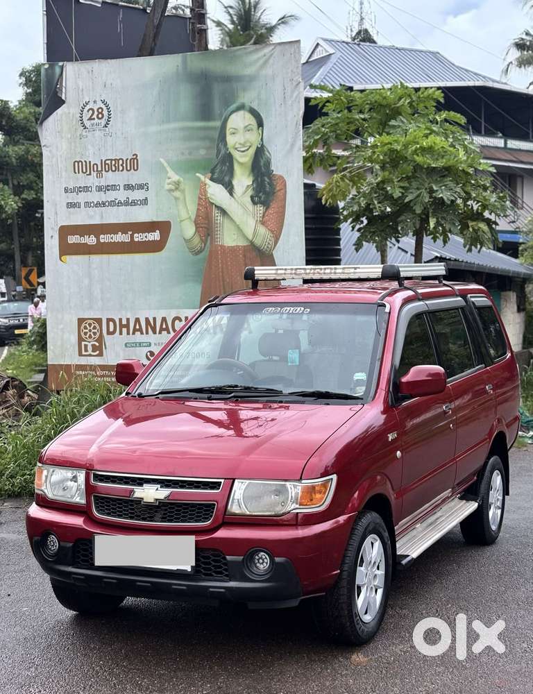 Chevrolet Tavera Neo 3 Ls- 10 Str Bs-iii, 2013, Diesel
