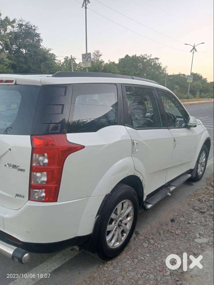 Mahindra Xuv500 2016 Diesel 140000 Km Driven