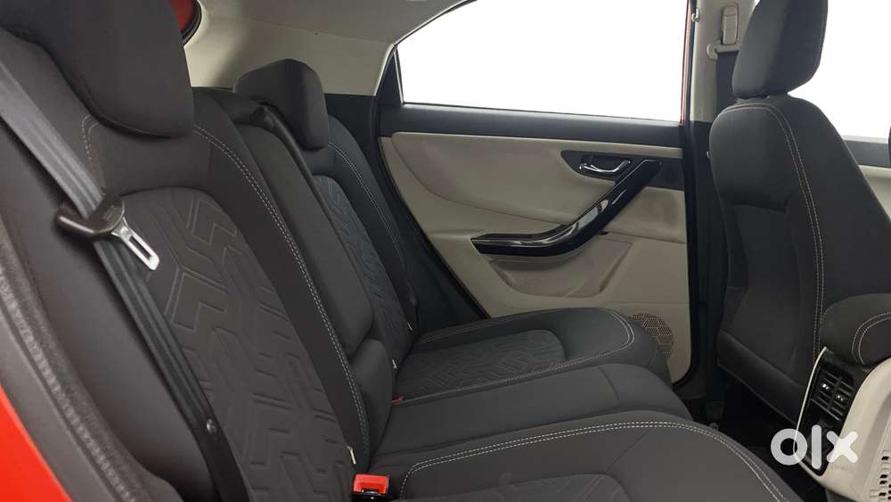 Tata Nexon 1.2 Revotron Xza Plus Premium, 2022, Petrol