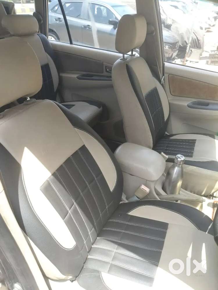 Toyota Innova 2010 Diesel Well Maintained