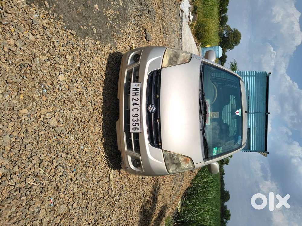 Power Stearing, All Power Window, Manual Ac