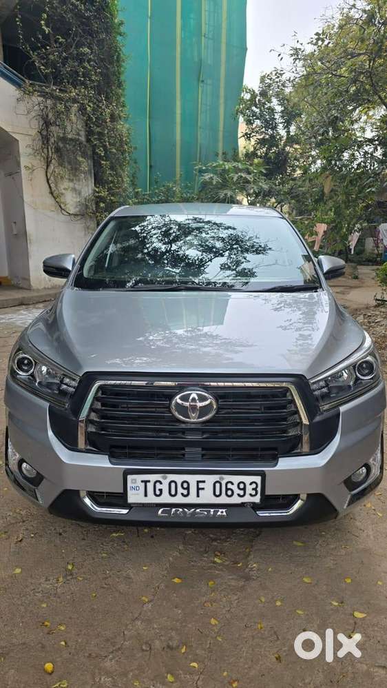 Toyota Innova Crysta 2025 Diesel Manual