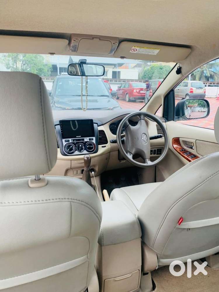 Toyota Innova 2007 Diesel 180000 Km Driven