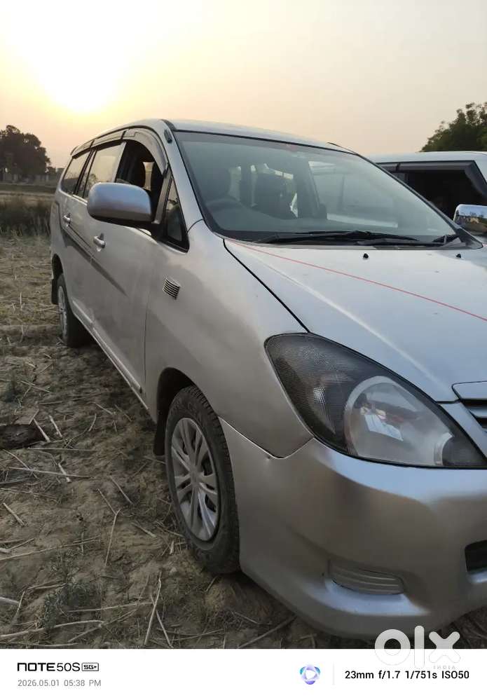 Toyota Innova 2011 Diesel Well Maintained