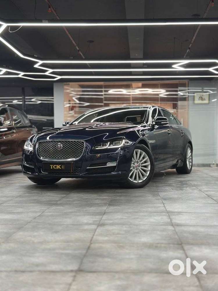 Jaguar Xj 2.0l Portfolio, 2017, Petrol