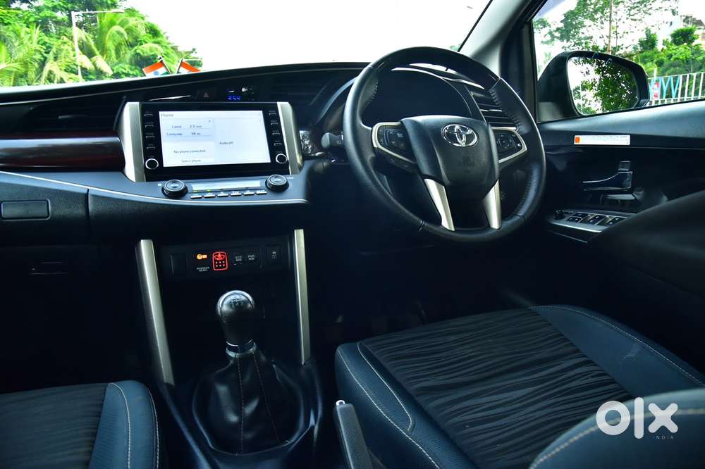Toyota Innova Crysta 2.4 V 8 Str, 2024, Diesel