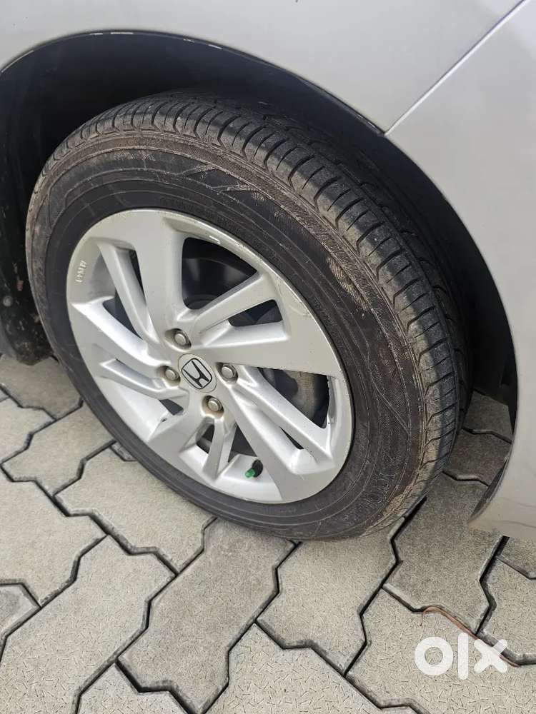 Honda Jazz I-vtec 2015