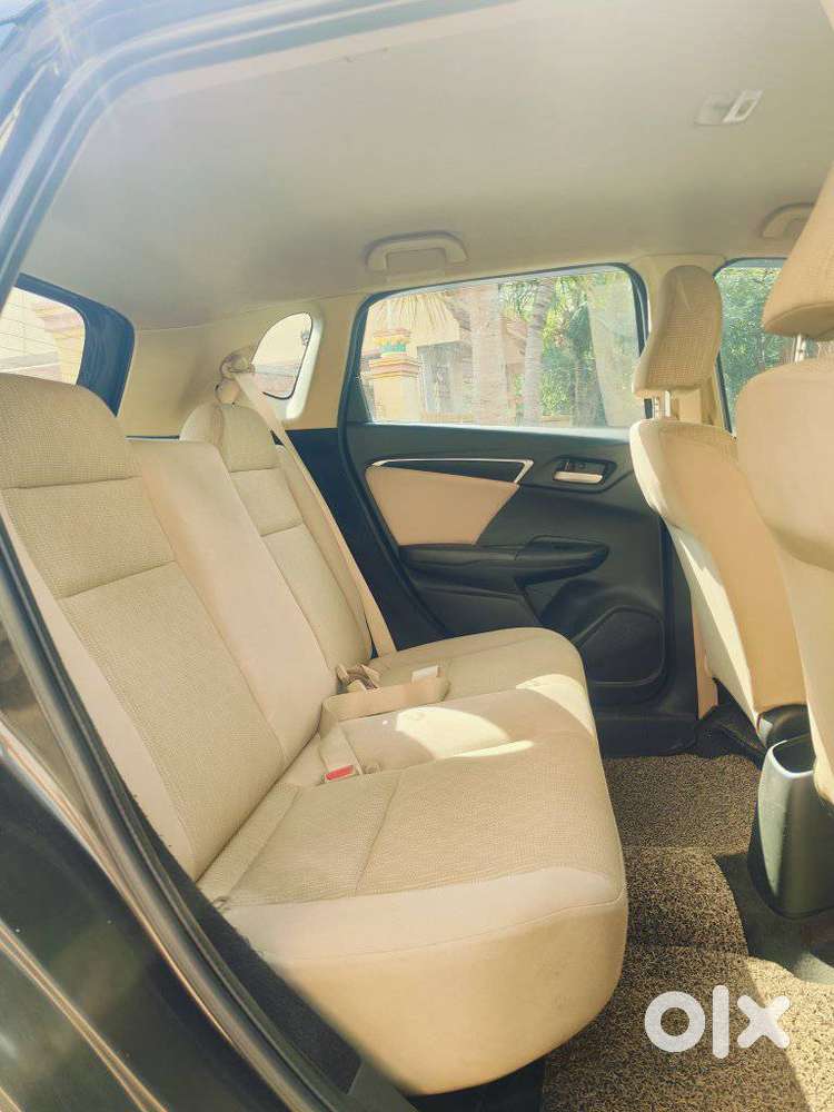 Honda Jazz V Automatic, 2016, Petrol