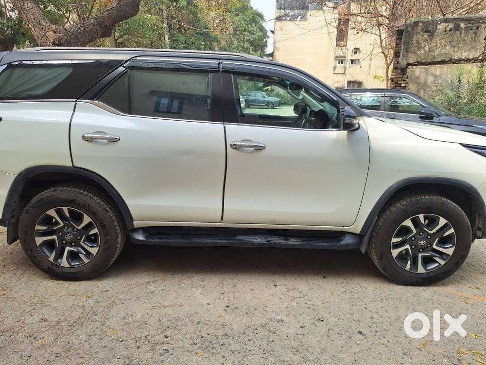 Toyota Fortuner Legender 4x2 At 2.8, 2021, Diesel