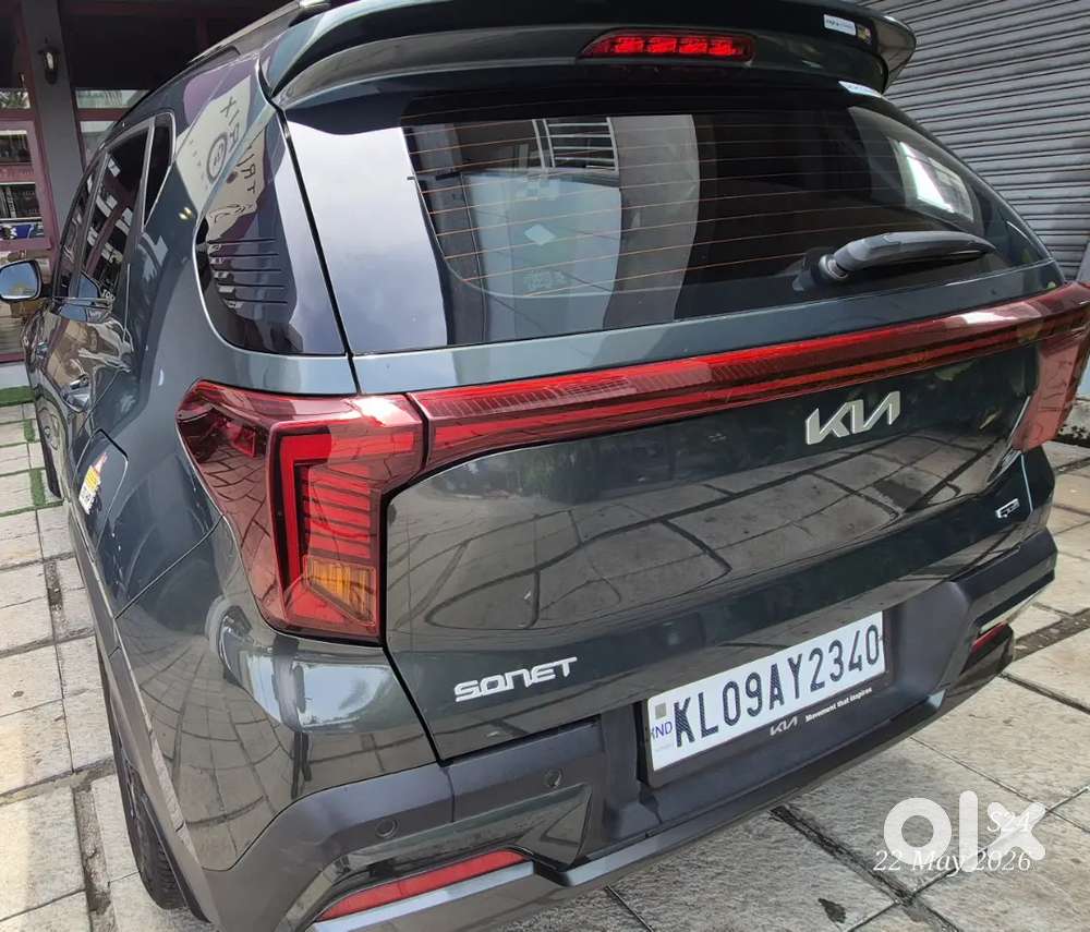 Kia Sonet 2024 Diesel Automatic Diesel Excellent Showroom Condition