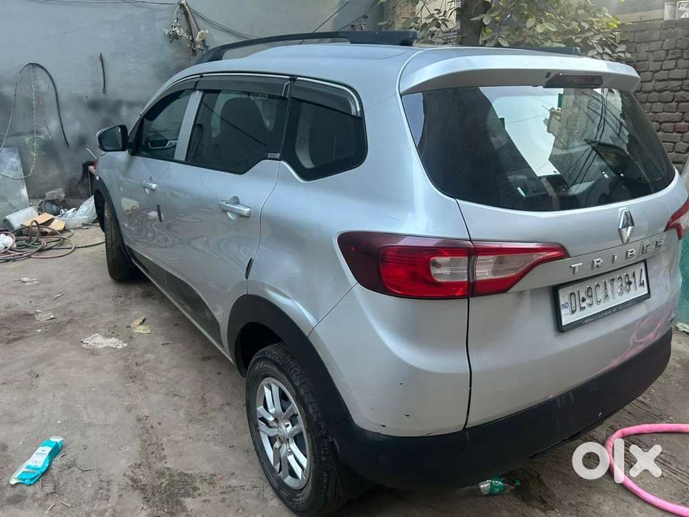 7 Seater Renault Triber 2020 Petrol Automatic Well Maintained
