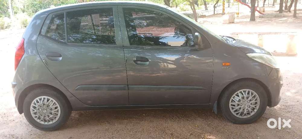 Hyundai I10 2011 Petrol 90000 Km Driven