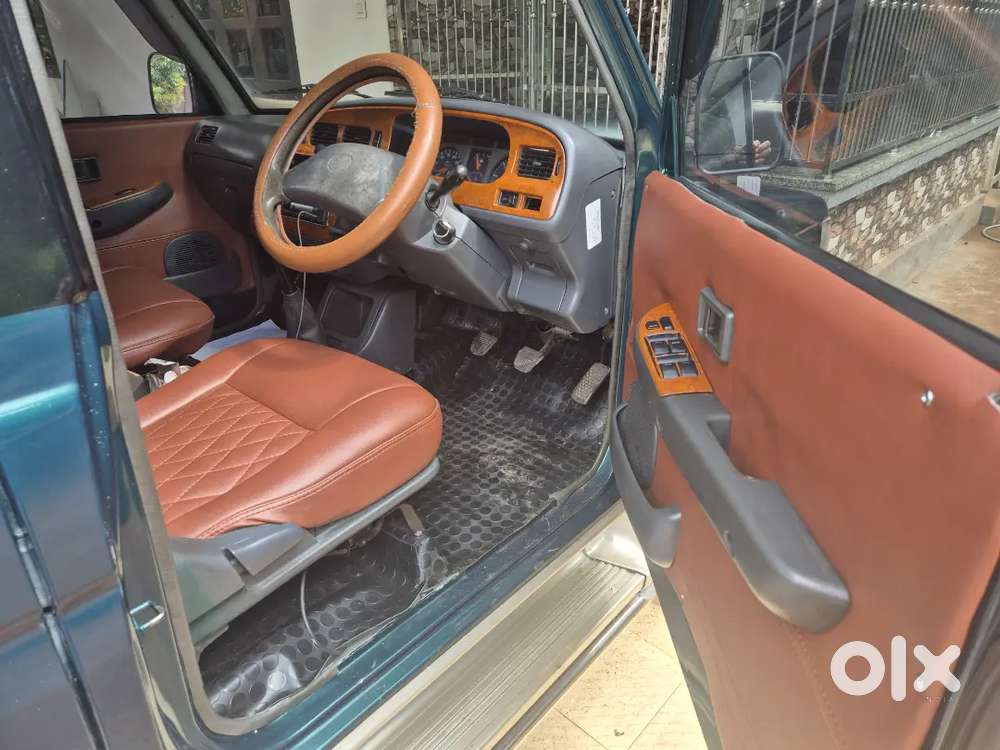 Toyota Qualis Rs