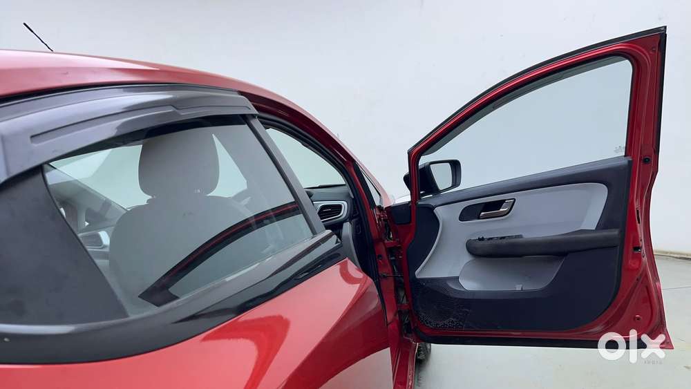Tata Altroz Xz, 2021, Petrol
