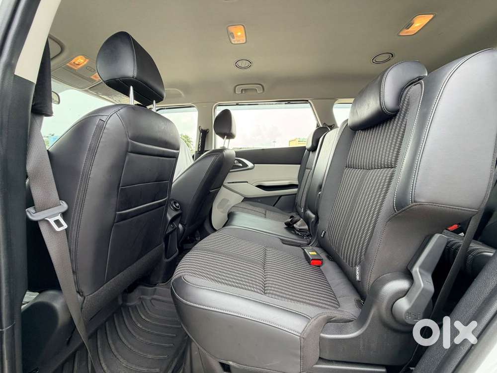 Kia Carens 1.4 Prestige Plus Turbo 7 Str, 2022, Petrol