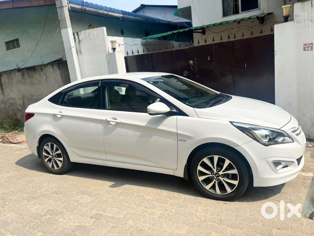 Hyundai Fluidic Verna 2016