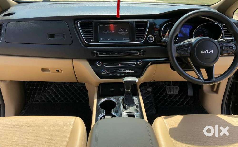 Kia Carnival Prestige, 2022, Diesel