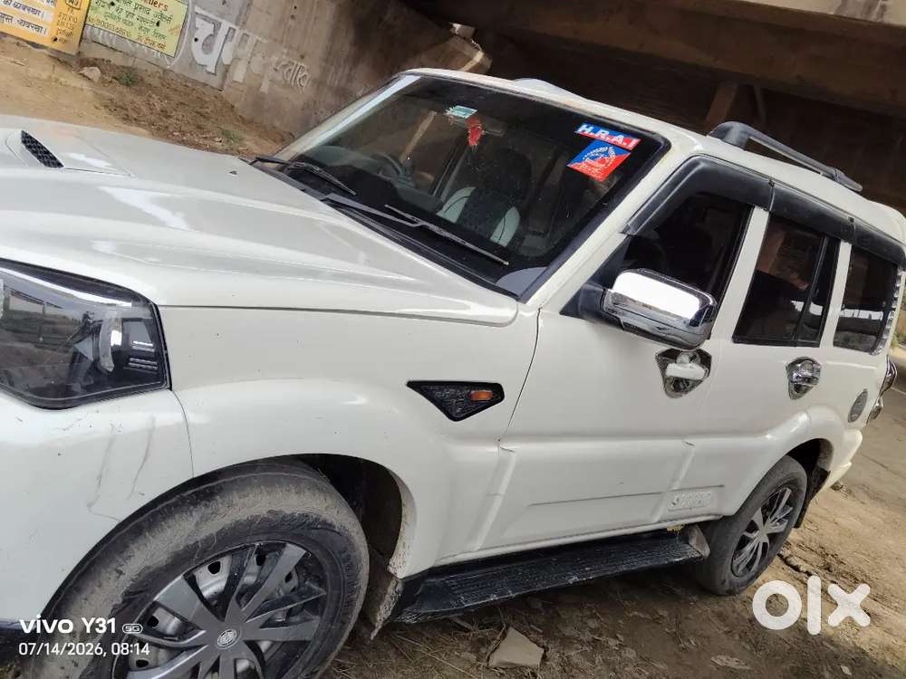 Mahindra Scorpio 2.2 S4 4wd 2015