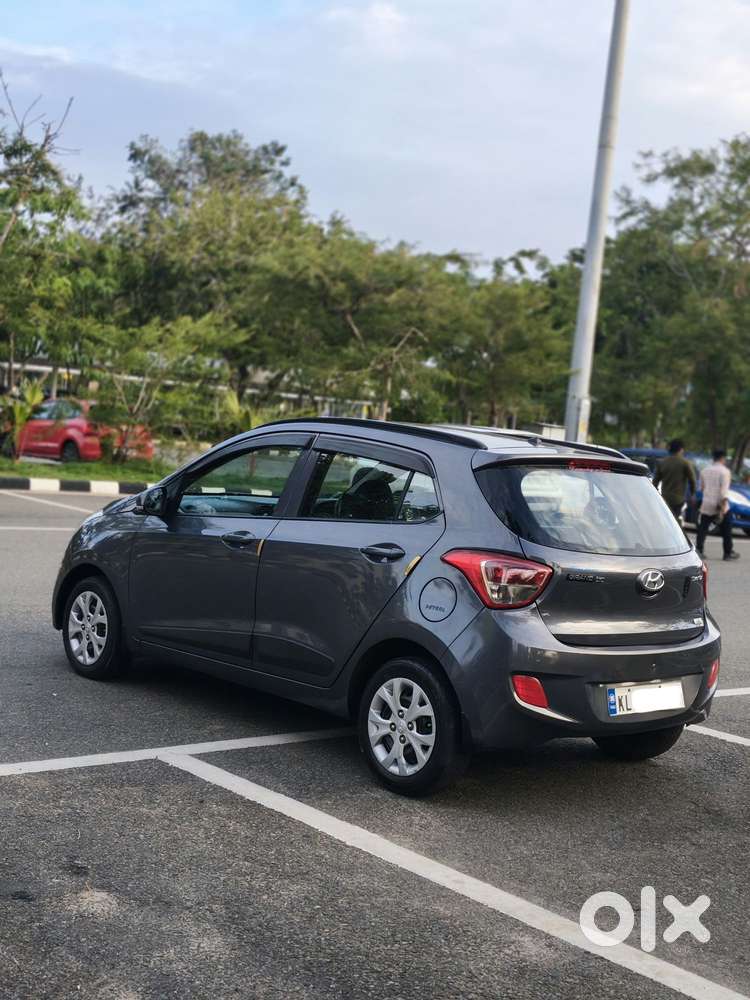 Hyundai Grand I10 Sportz Edition, 2016, Petrol