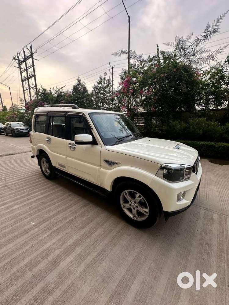 Mahindra Scorpio-n 2.2 Z8 L Diesel At 6 Str, 2020, Diesel