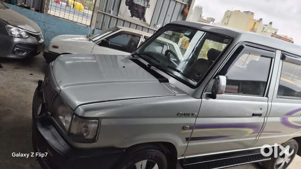 Toyota Qualis 2003 Diesel 120000 Km Driven