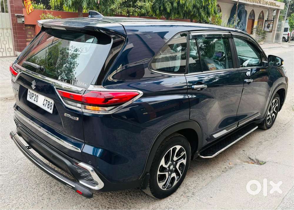 Maruti Suzuki Invicto Alpha Plus 7str, 2025