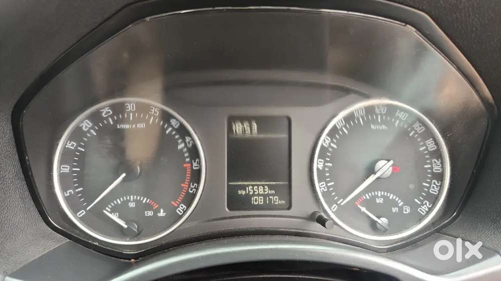 Skoda Laura 2011 Diesel 100000 Km Driven