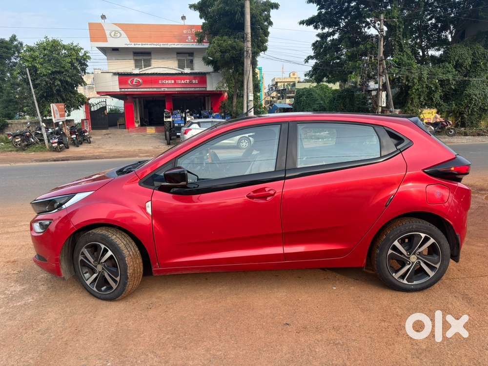 Tata Altroz Petrol 2020