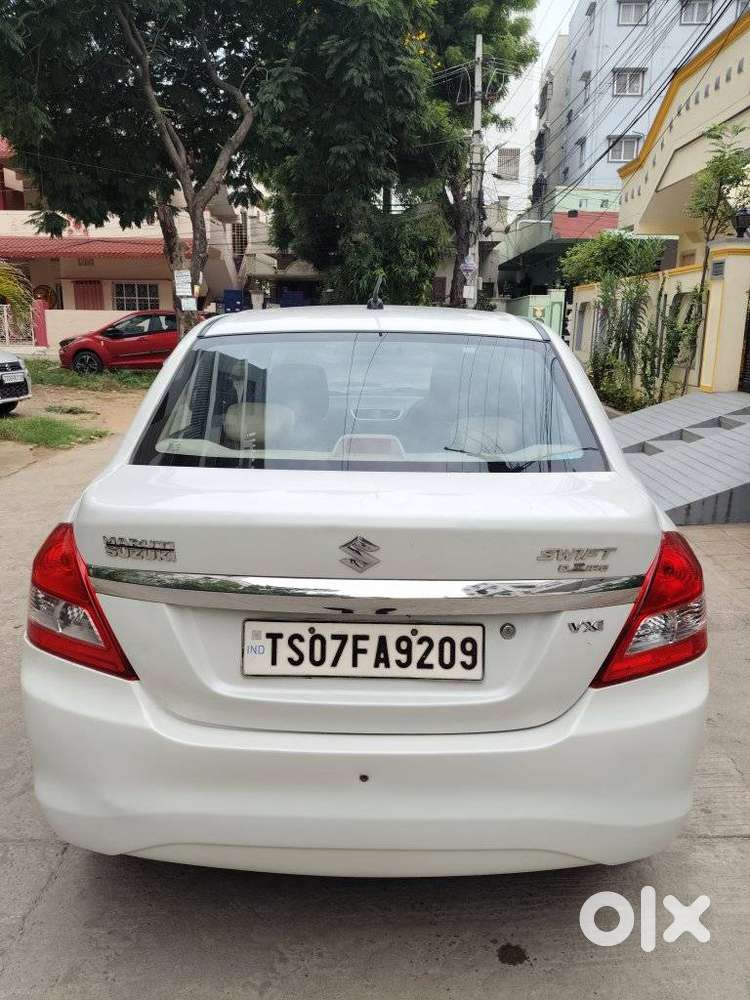 Maruti Suzuki Dzire 1.2 Vxi, 2016, Petrol