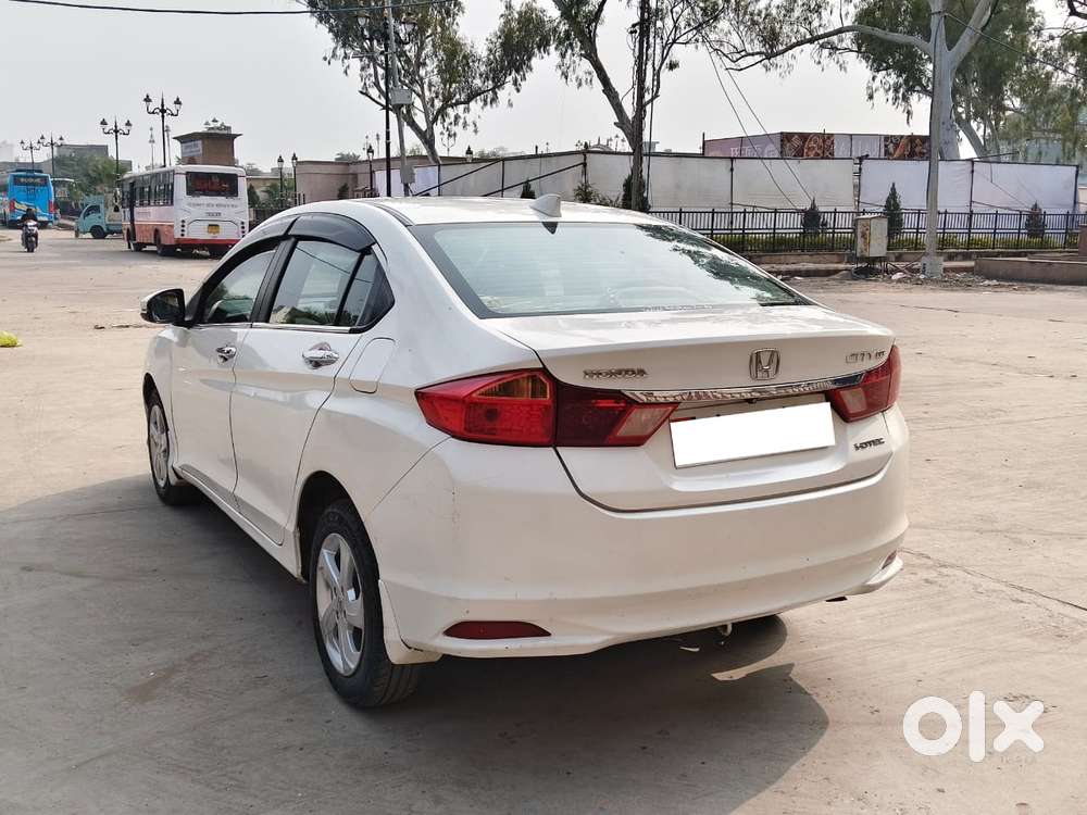 Honda City 1.5 Vx I-dtec Mt, 2015, Petrol