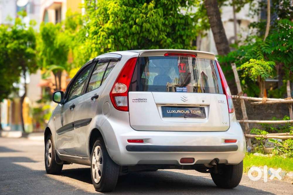 Maruti Suzuki Ritz Vxi, 2013, Petrol