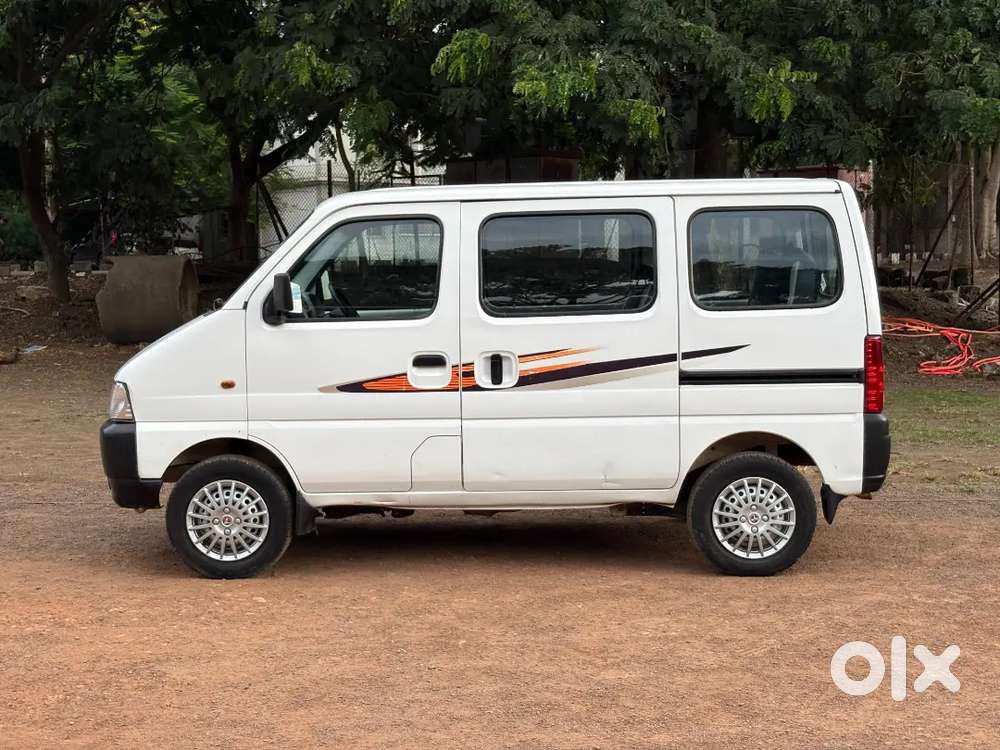 Maruti Suzuki Eeco 2017 Variant Smiles 7 Seater Cng Plus Petrol