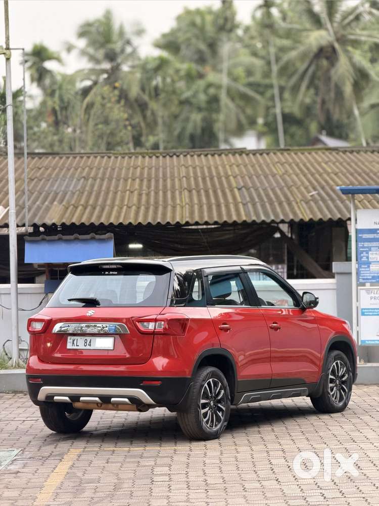 Maruti Suzuki Brezza 1.5 Zxi Smart Hybrid, 2021, Petrol