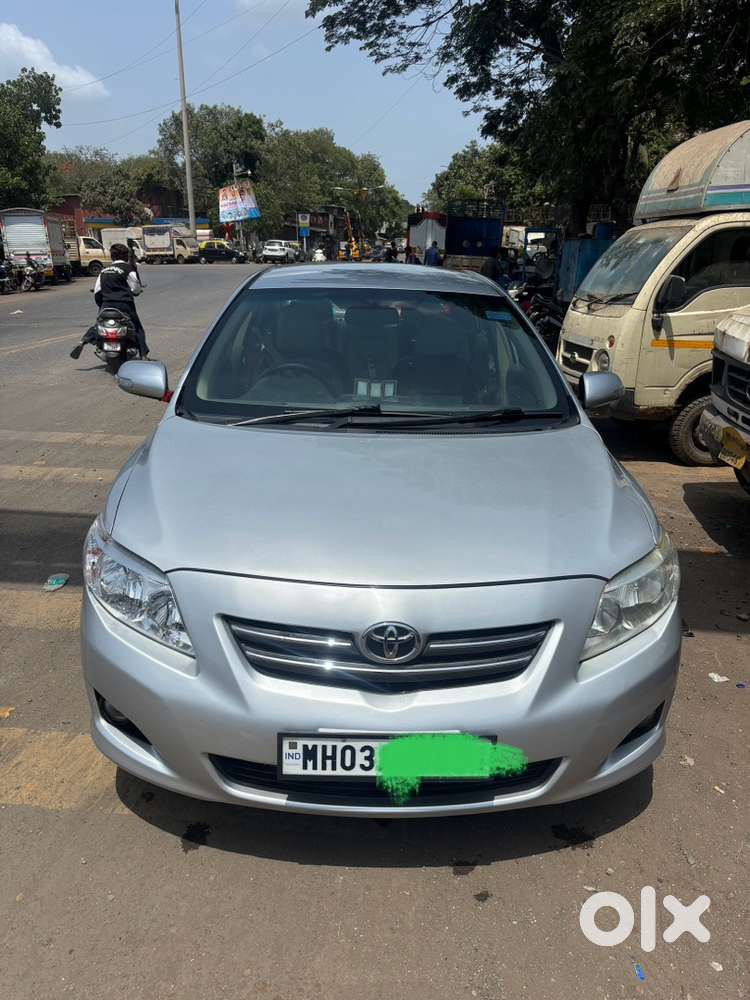 Toyota Corolla Altis 2010