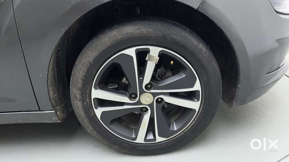 Tata Altroz Xz, 2022, Petrol