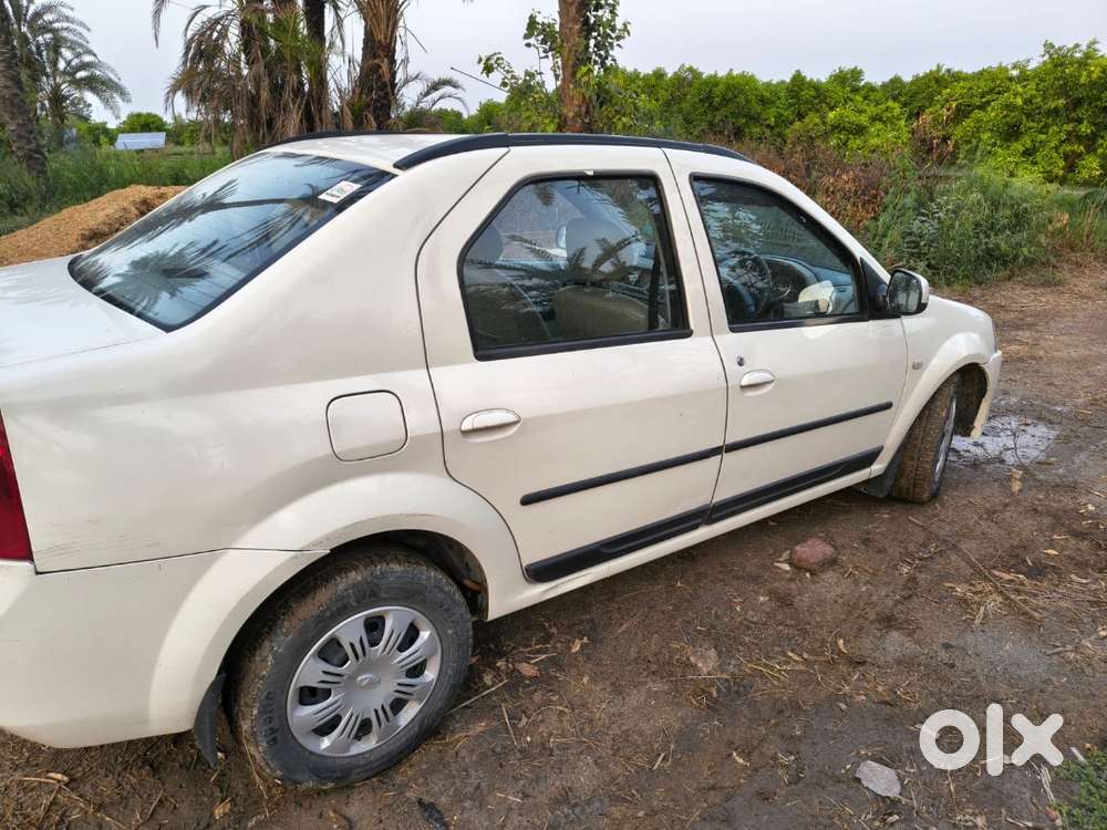 Mahindra Electric Everito 2022