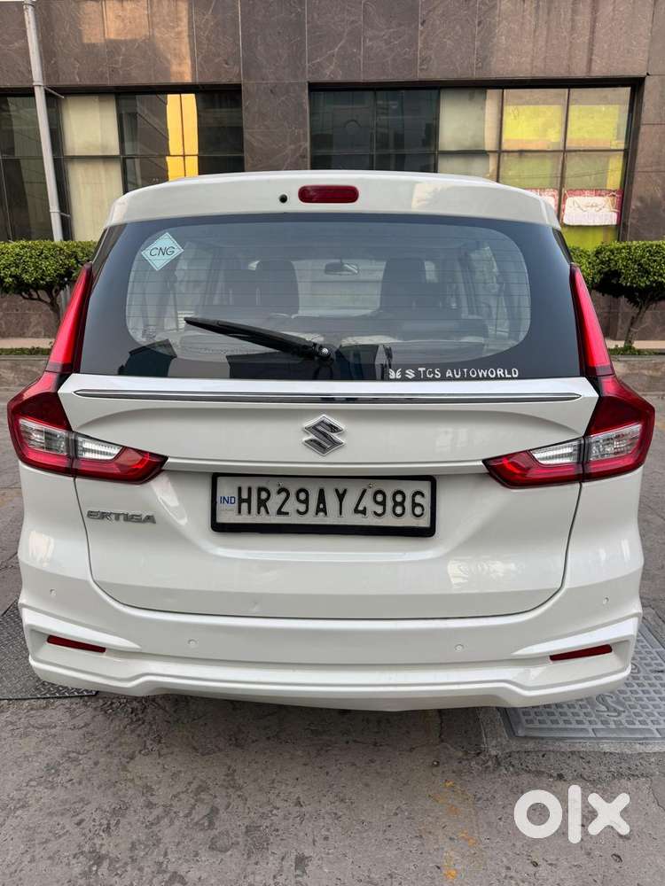 Maruti Suzuki Ertiga Zxi (o) Cng [2022-2023], 2022, Cng & Hybrids