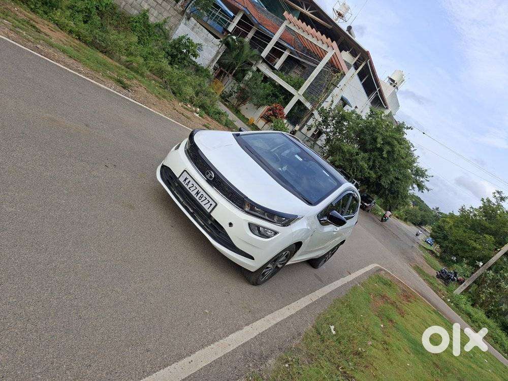 Tata Altroz Xz Plus (s) Icng, 2023, Cng & Hybrids