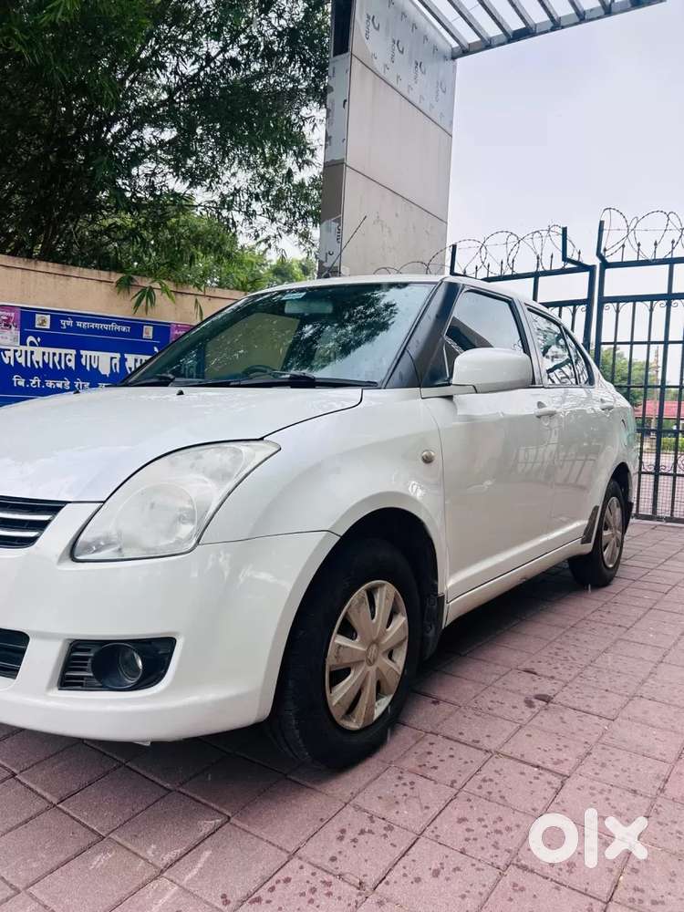 Maruti Suzuki Swift Dzire 1.2 Vxi Bsiv, 2011, Petrol