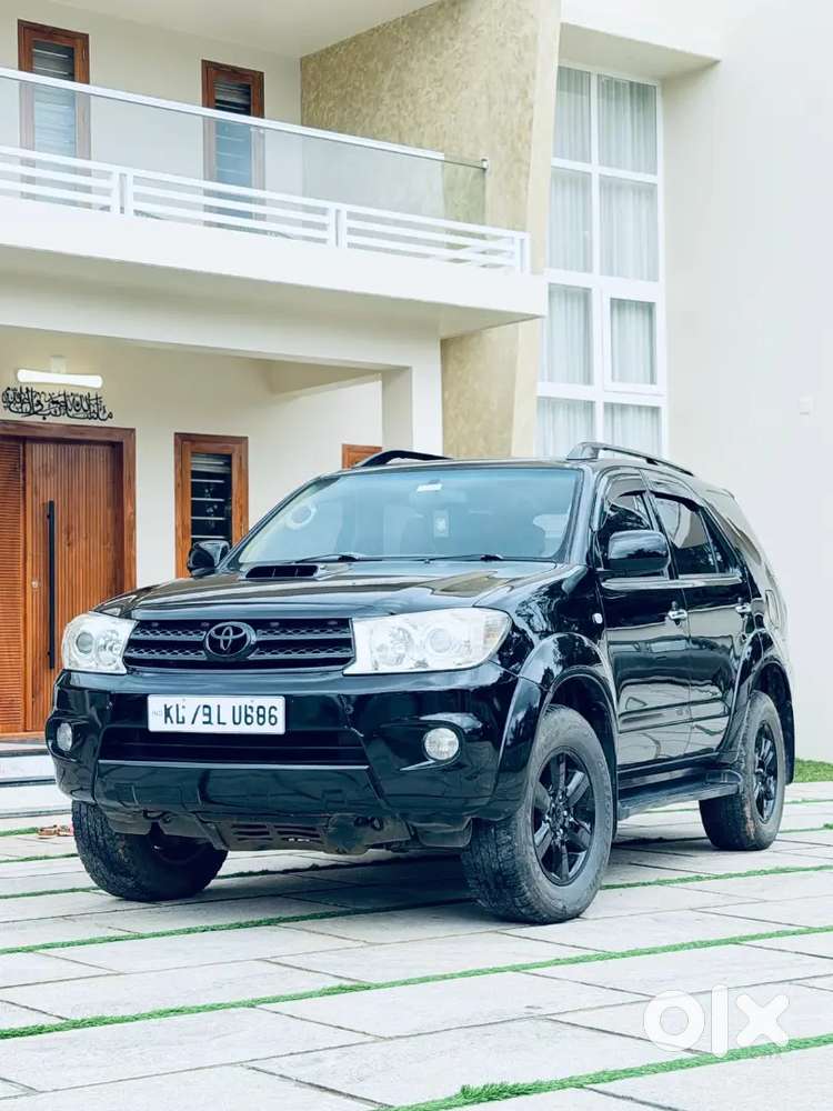 Toyota Fortuner 3.0 2011