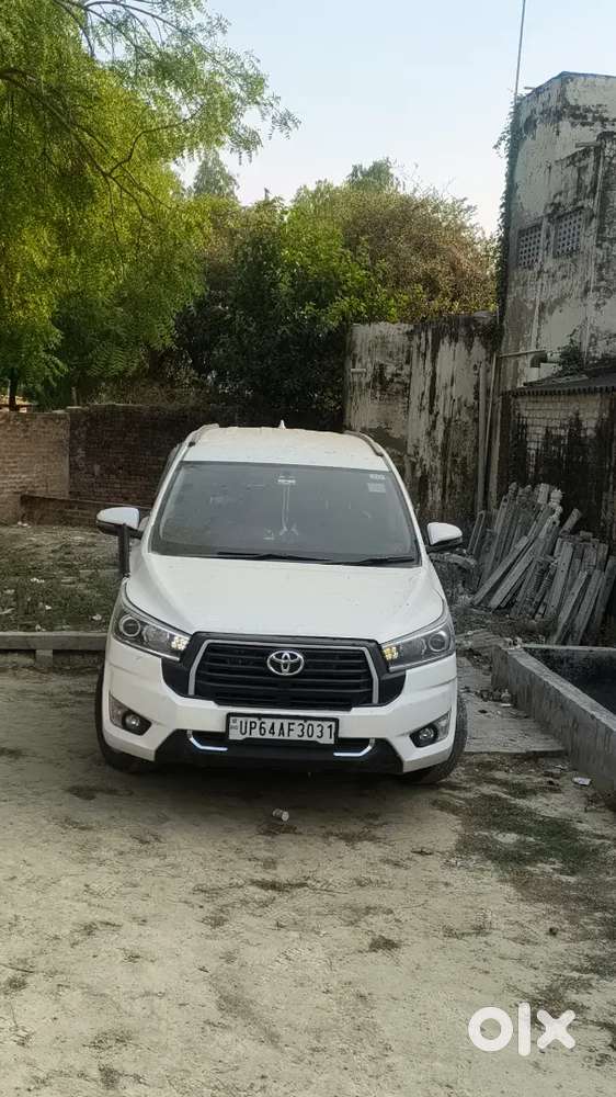 Toyota Innova Crysta 2.4 2018
