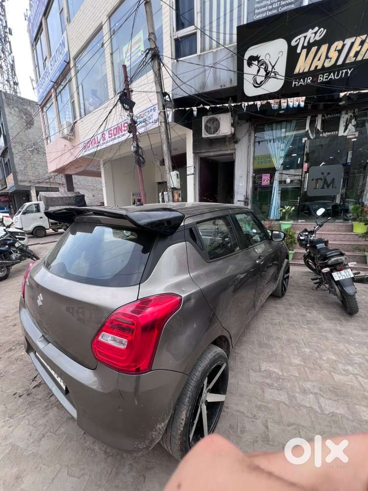 Maruti Suzuki Swift Petrol 2022