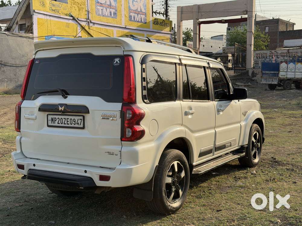 Mahindra Scorpio Classic 2.2 S 11 Mt 7 Str, 2023, Diesel
