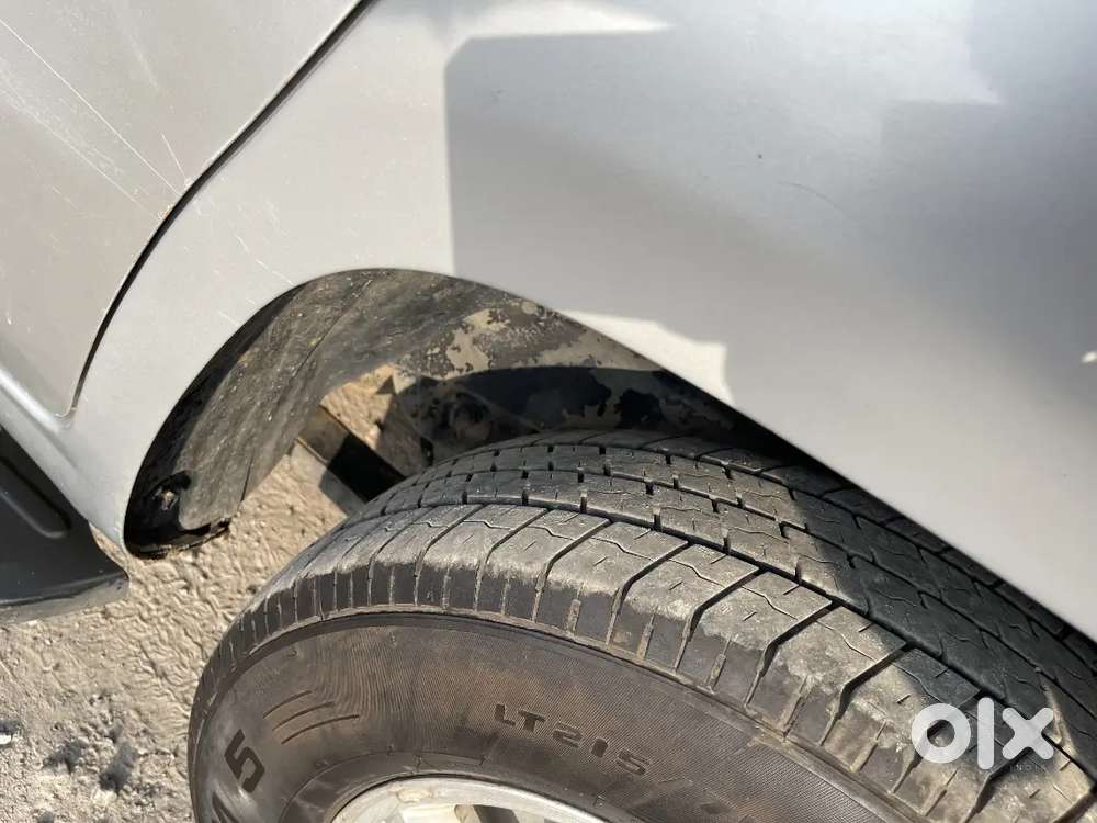 Mahindra Tuv 300 2015 Diesel Well Maintained