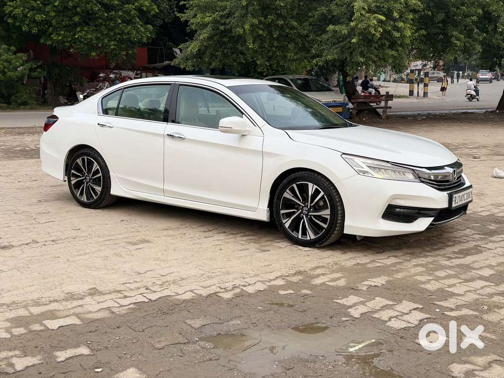 Honda Accord 2.0 Hybrid At Petrol, 2017, Petrol